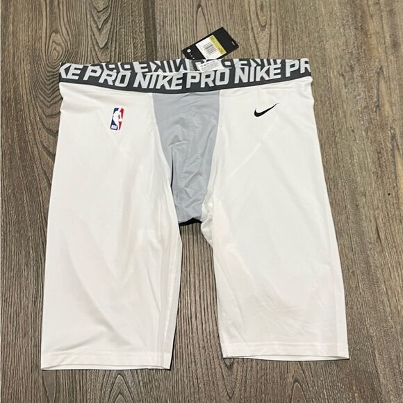 NWT Nike Compression Shorts NBA Dri Fit White Gray Size 4XL - Picture 1 of 4